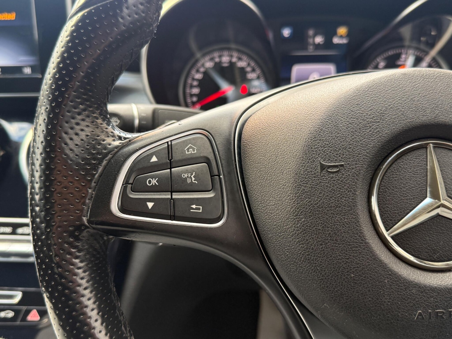 Used Mercedes-Benz C Class for sale - 77684032: Photo 31