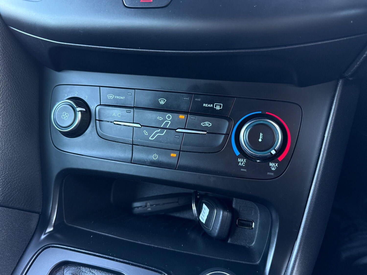 Used Ford Focus 2017 for sale - 77523901: Photo 30