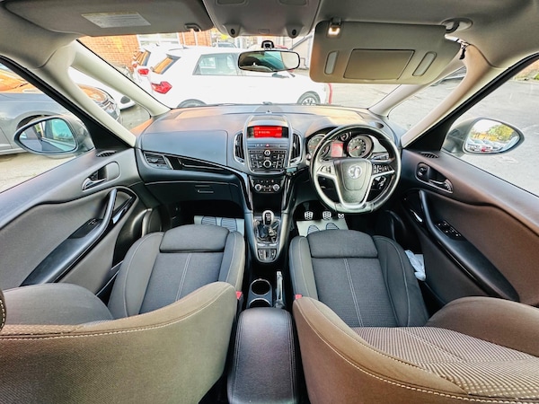 Used Vauxhall Zafira Tourer 2014 for sale - 76094462: Photo 17