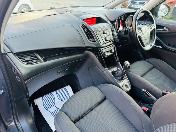Used Vauxhall Zafira Tourer 2014 for sale - 76094462: Photo 18