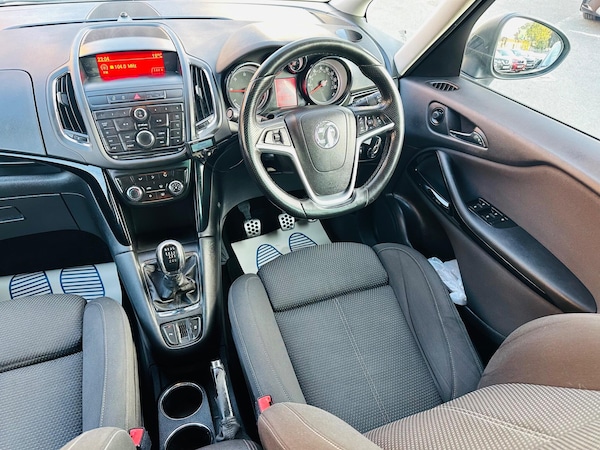 Used Vauxhall Zafira Tourer 2014 for sale - 76094462: Photo 42