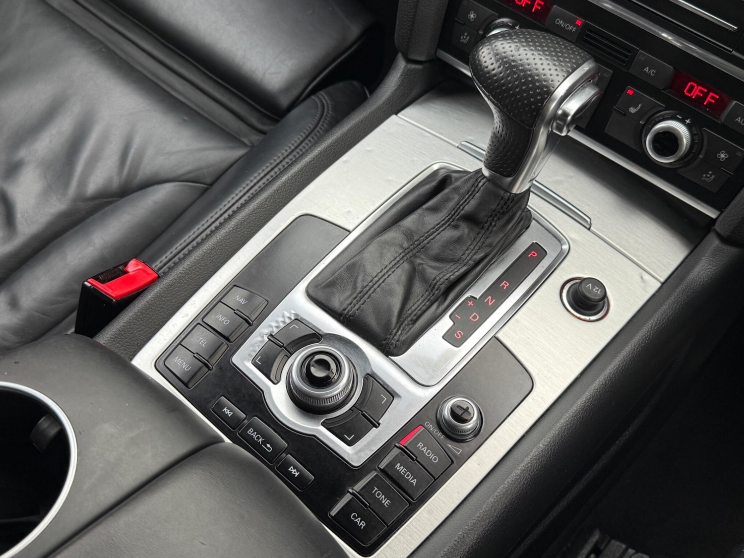 Used Audi Q7 2014 for sale - 76527844: Photo 13