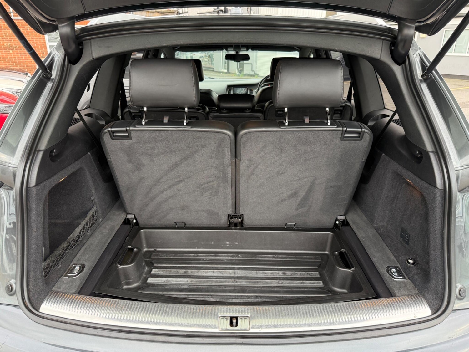 Used Audi Q7 2014 for sale - 76527844: Photo 42