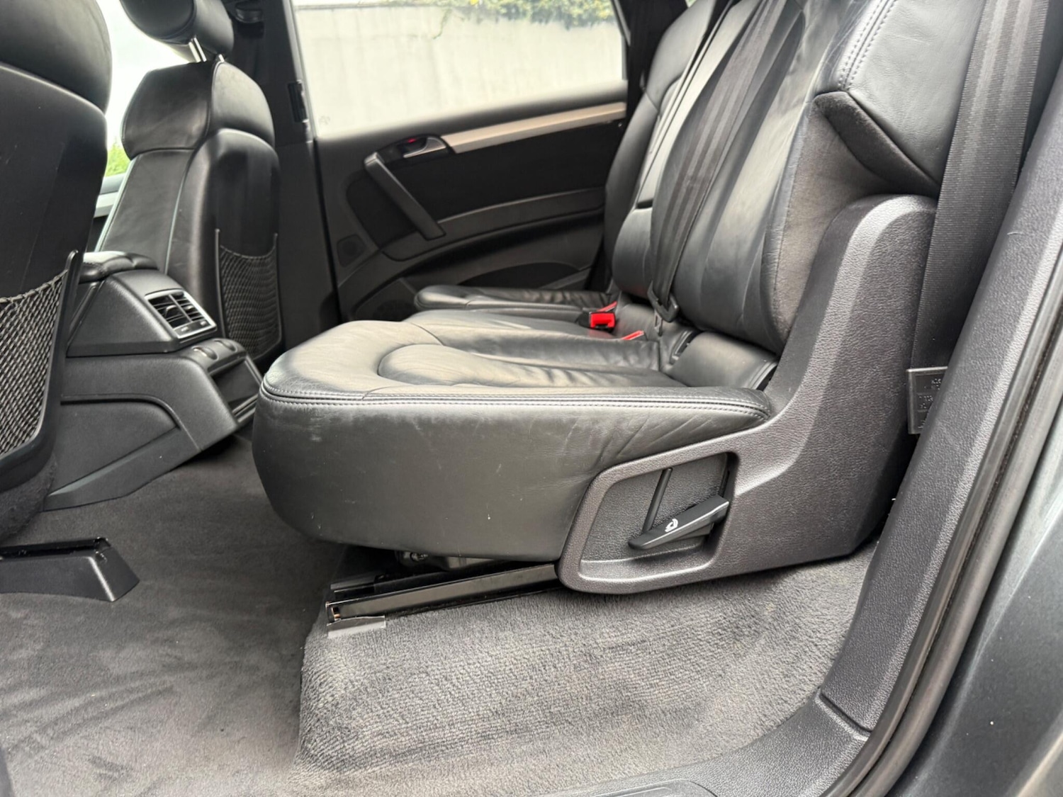 Used Audi Q7 2014 for sale - 76527844: Photo 47