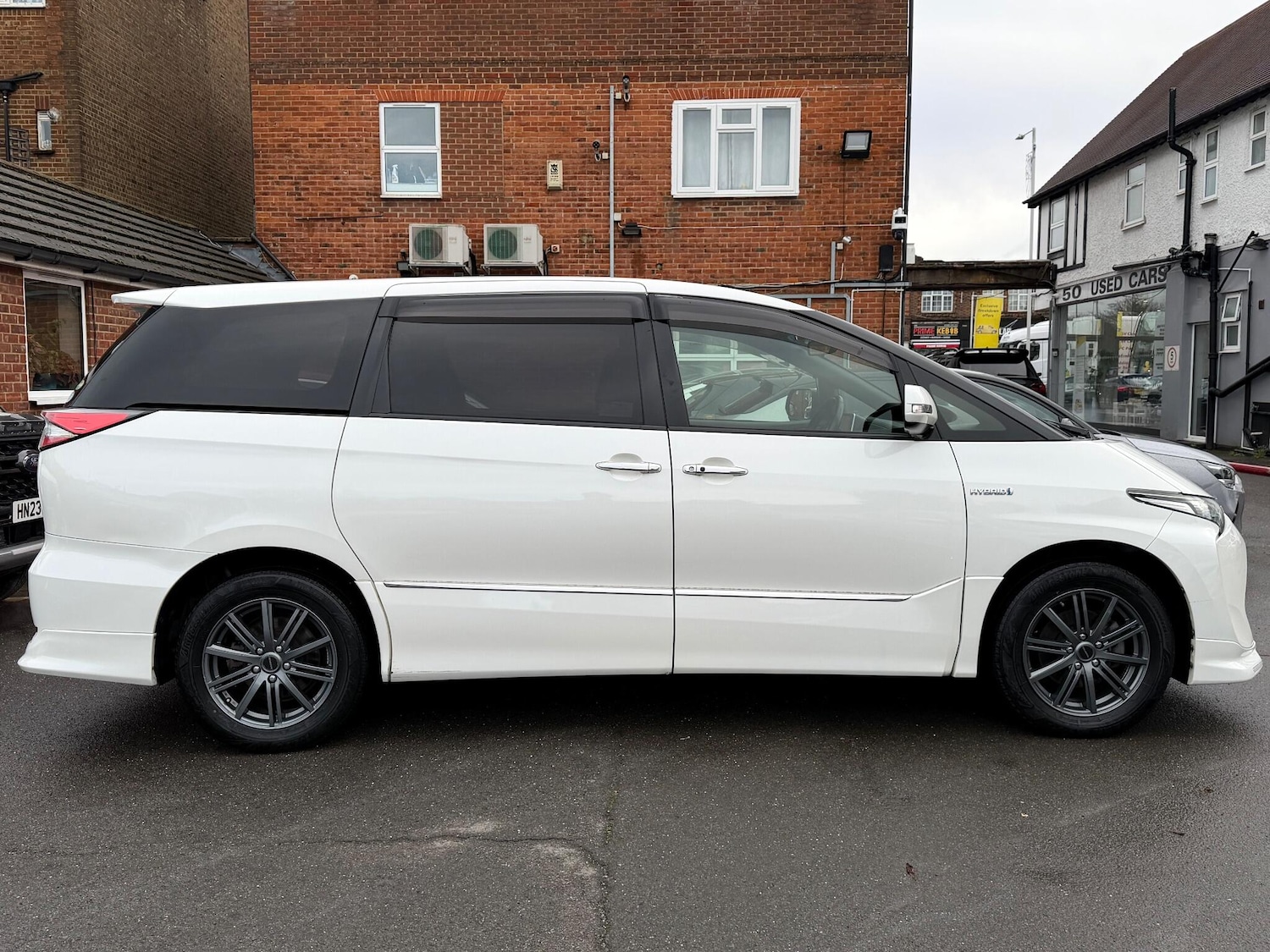 Used Toyota Estima 2025 for sale - 76633615: Photo 10