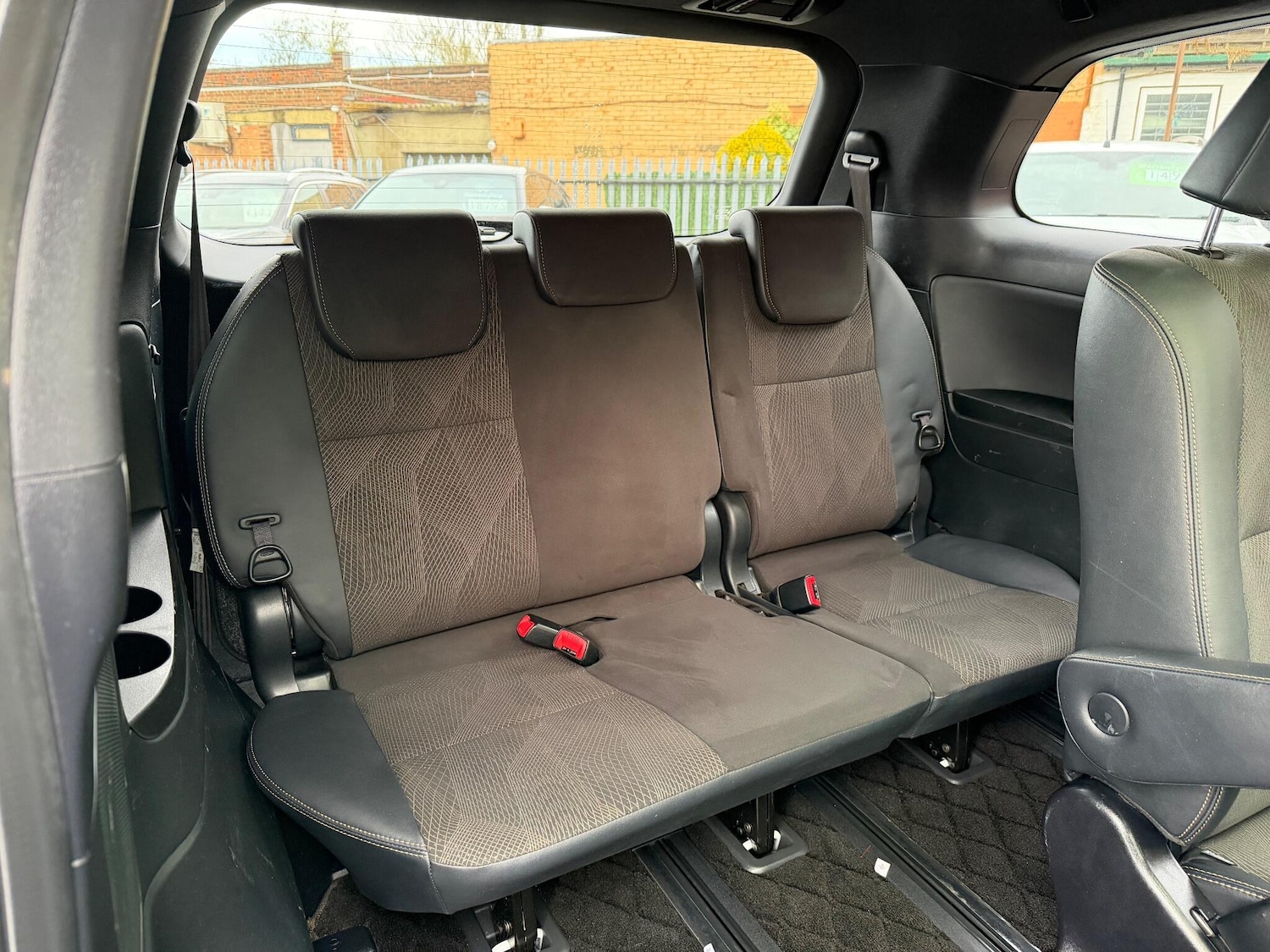 Used Toyota Estima 2025 for sale - 76633615: Photo 17