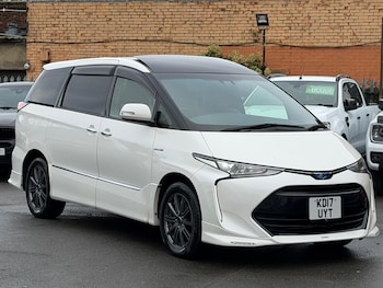 2025 (17) - HYBRID AHR20 AUTOMATIC 5-Door