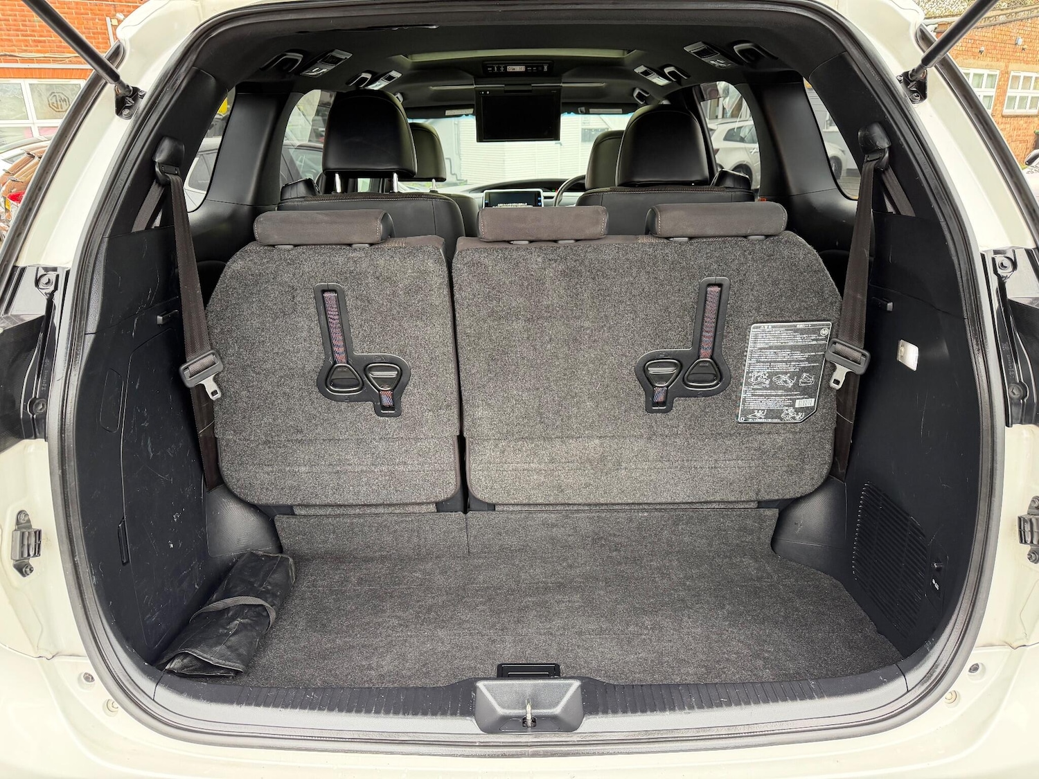 Used Toyota Estima 2025 for sale - 76633615: Photo 35