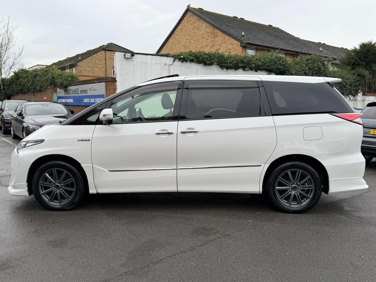 Used Toyota Estima 2025 for sale - 76633615: Photo 8