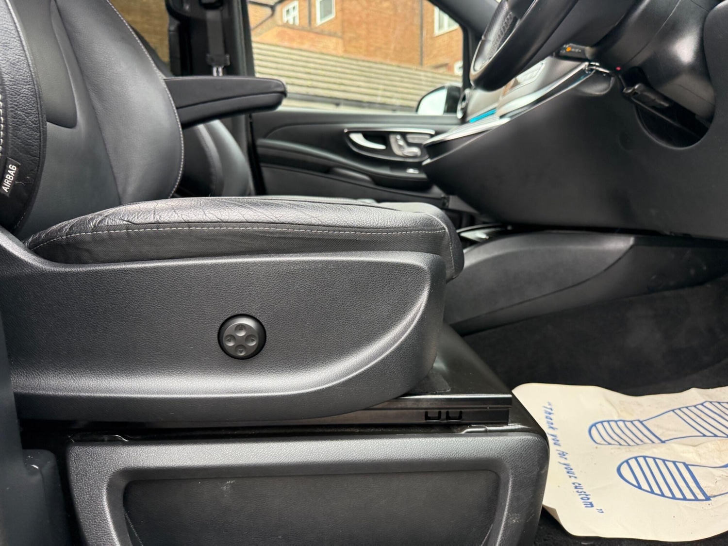 Used Mercedes-Benz V-Class for sale - 77484198: Photo 63