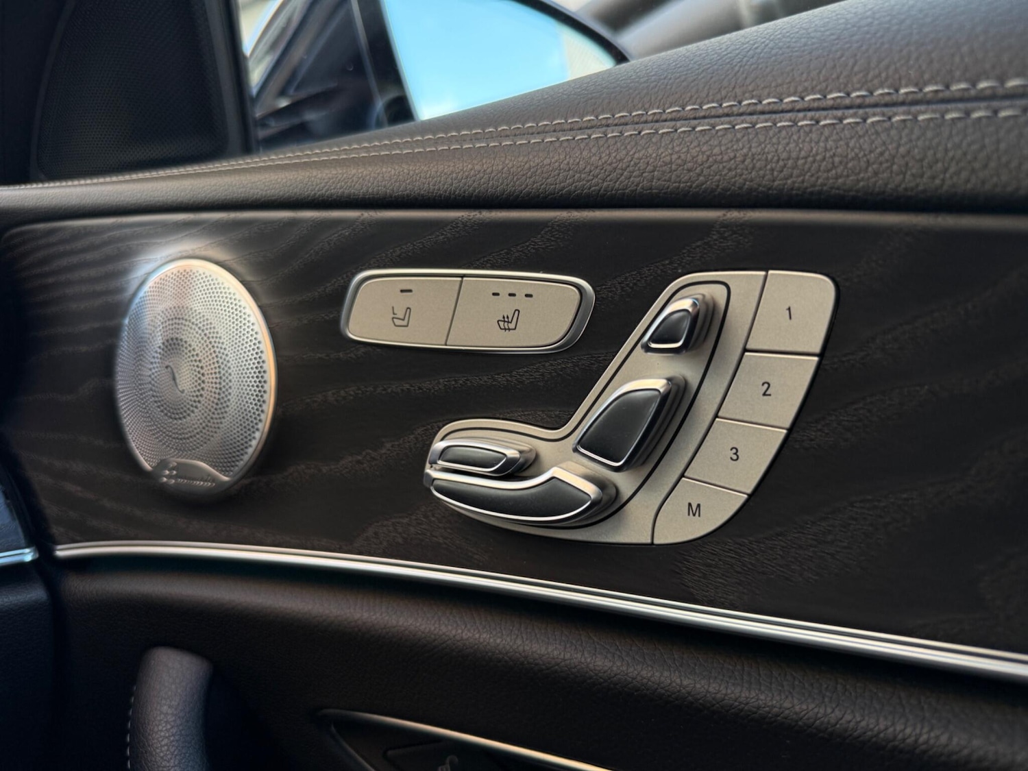 Used Mercedes-Benz E Class 2019 for sale - 76592092: Photo 29