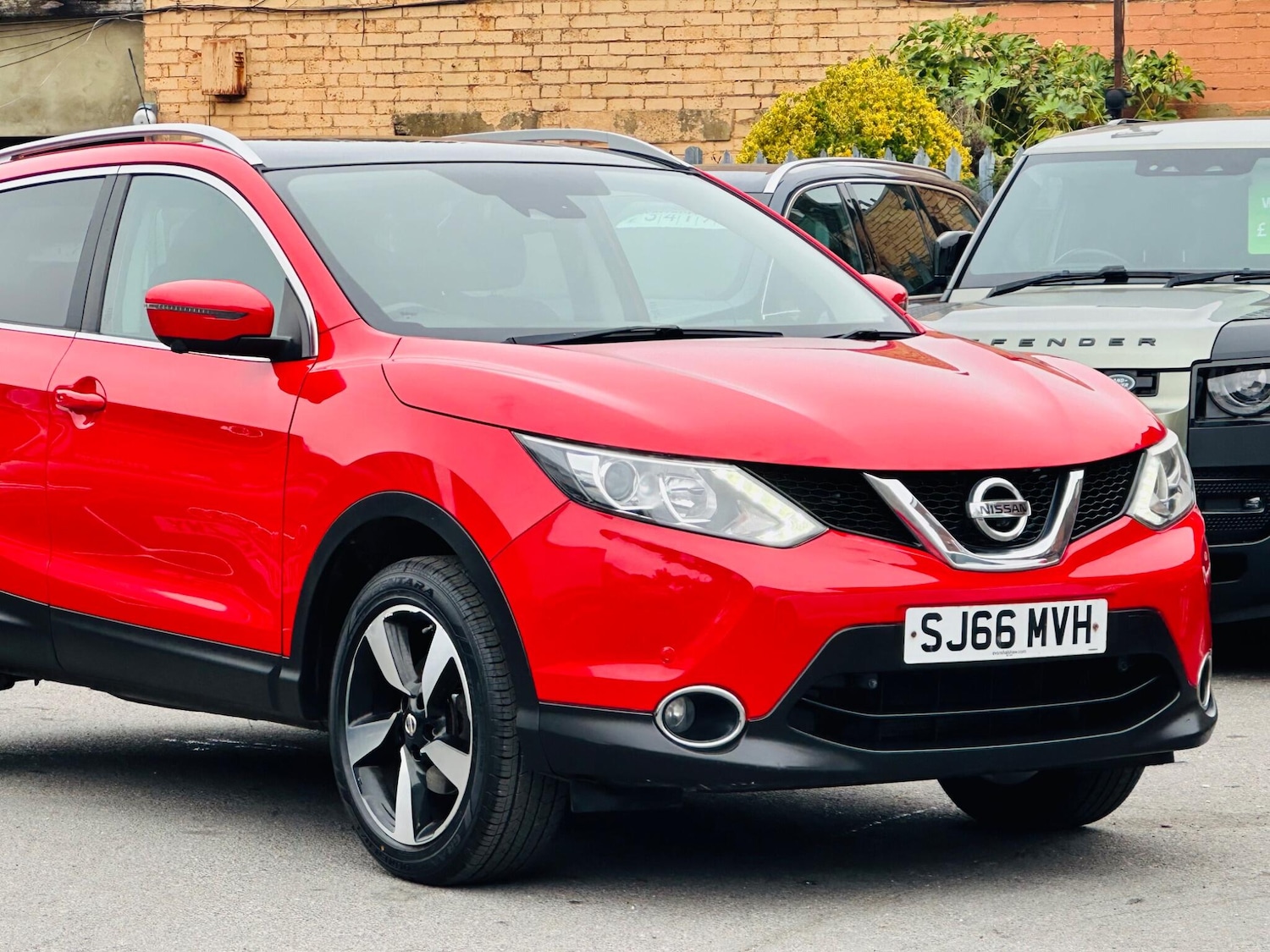 Used Nissan Qashqai 2016 for sale - 76166617: Photo 2