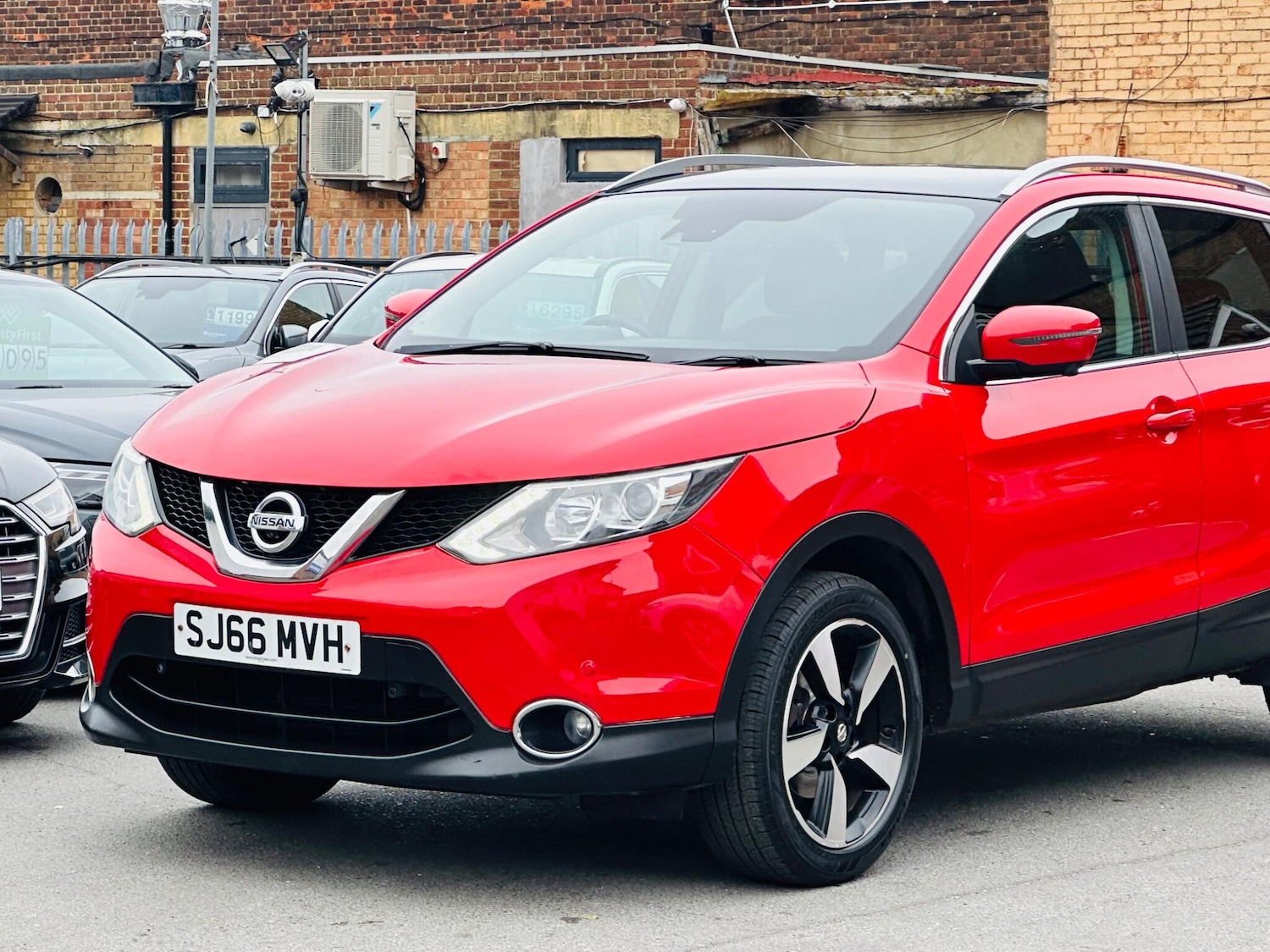 Used Nissan Qashqai 2016 for sale - 76166617: Photo 4