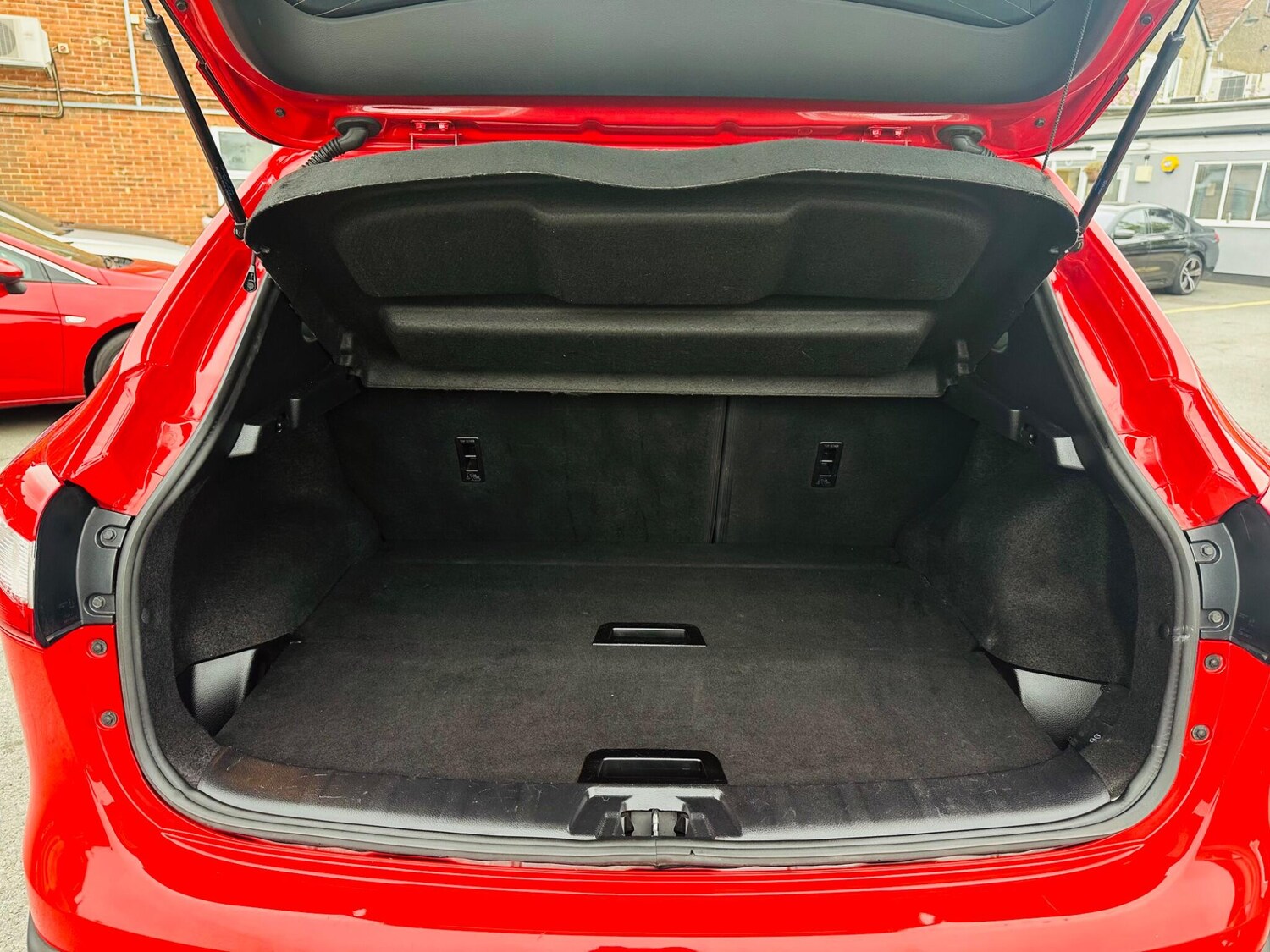 Used Nissan Qashqai 2016 for sale - 76166617: Photo 44