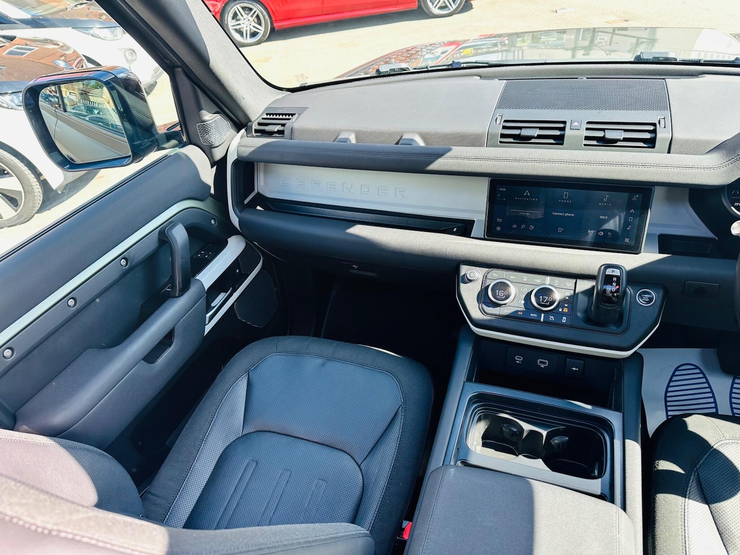 Used Land Rover Defender 110 for sale - 75838148: Photo 17