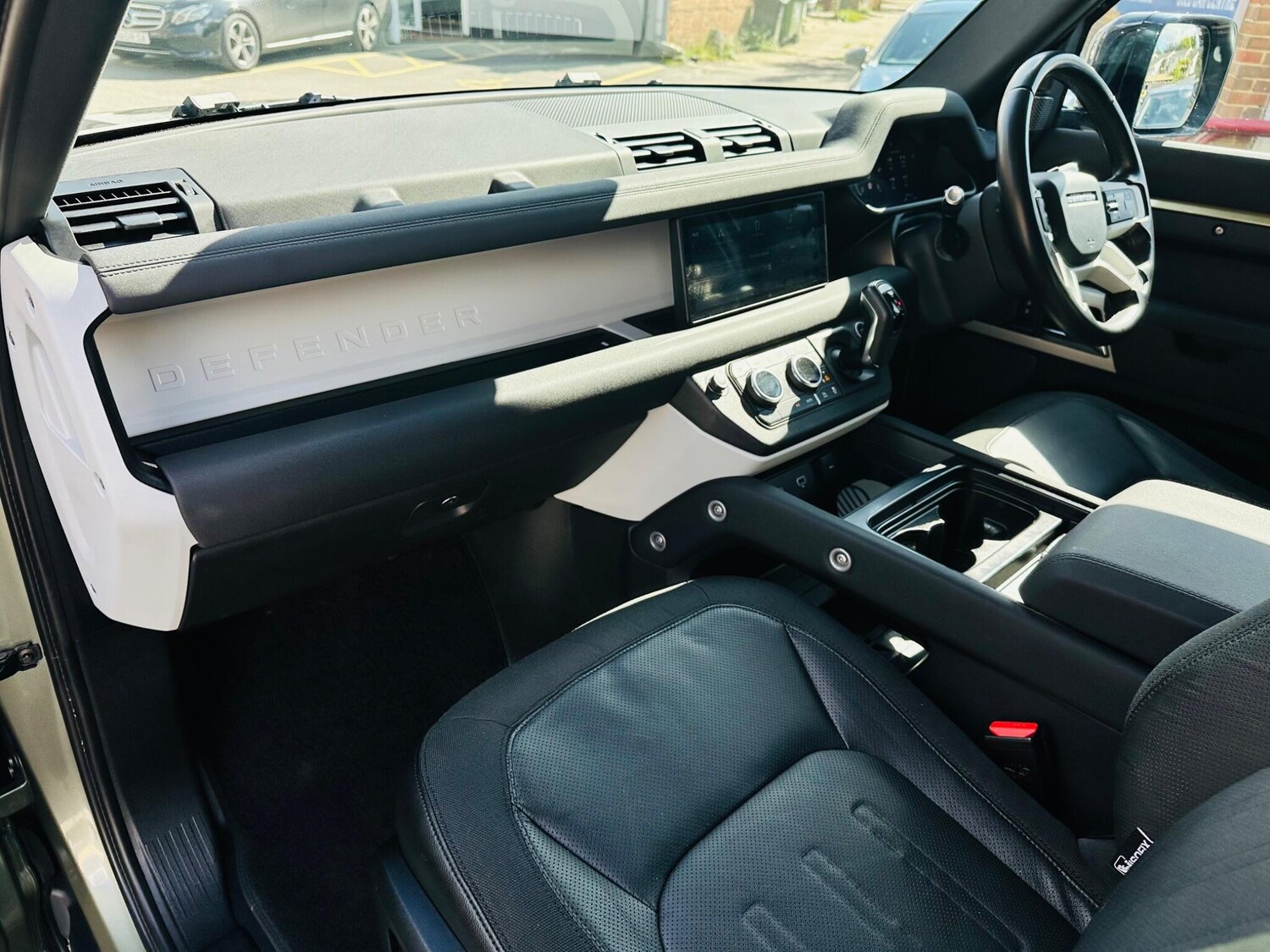 Used Land Rover Defender 110 for sale - 75838148: Photo 19