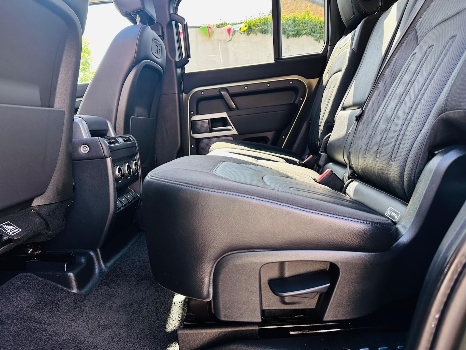 Used Land Rover Defender 110 for sale - 75838148: Photo 27