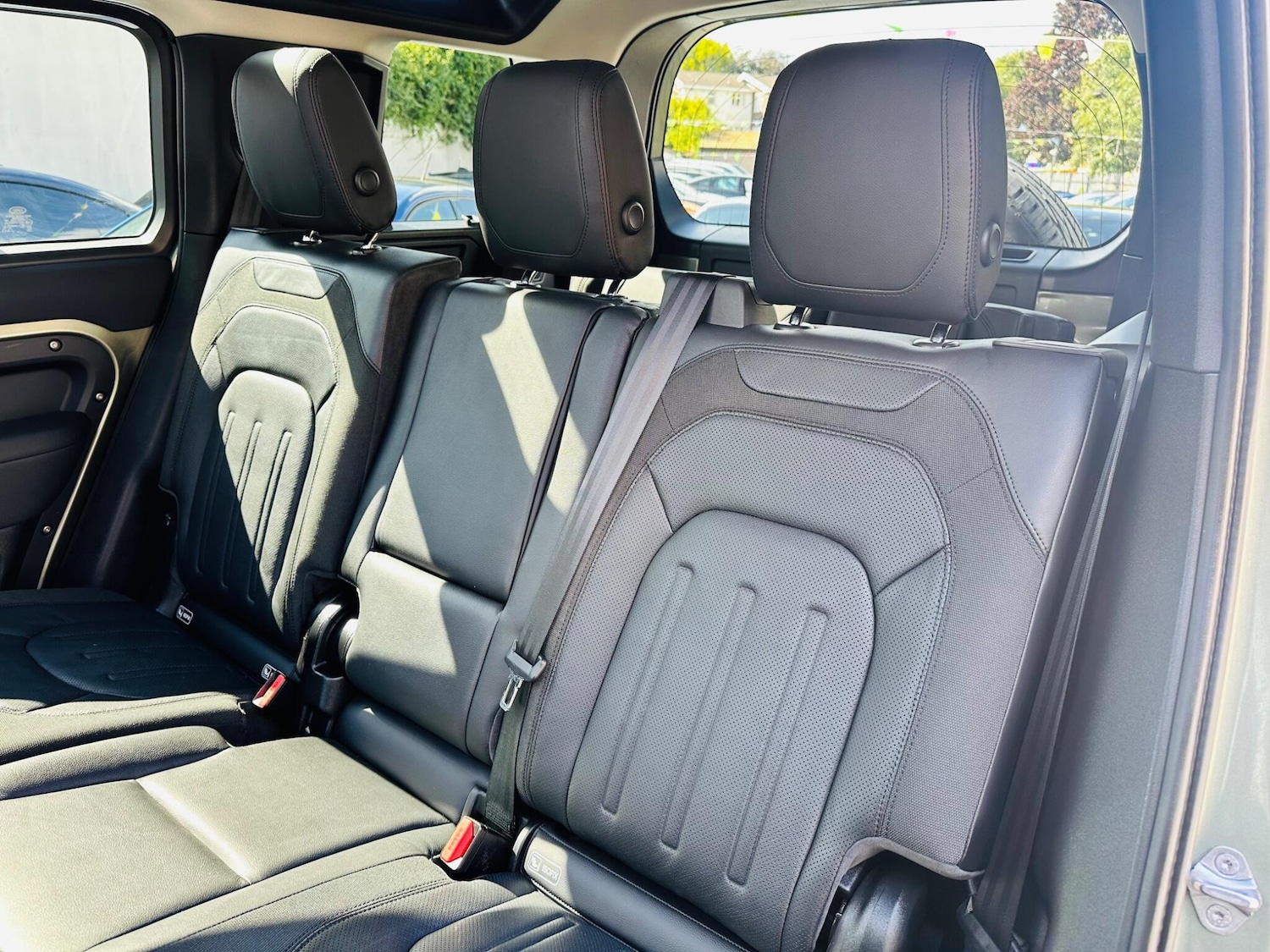 Used Land Rover Defender 110 for sale - 75838148: Photo 29