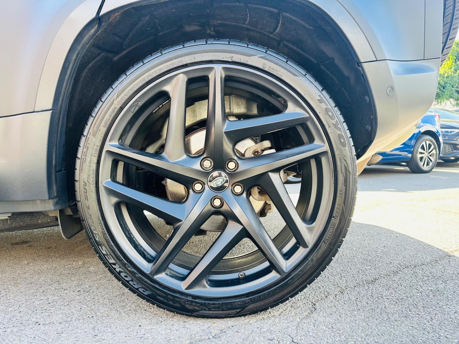 Used Land Rover Defender 110 for sale - 75838148: Photo 37