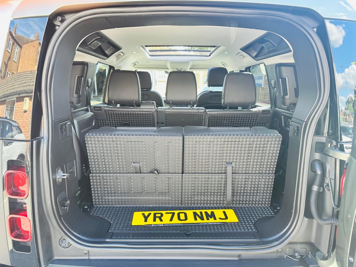 Used Land Rover Defender 110 for sale - 75838148: Photo 58