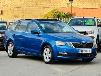 Used Skoda Octavia 2019 for sale - 76398876: Photo