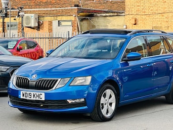 Used Skoda Octavia 2019 for sale - 76398876: Photo