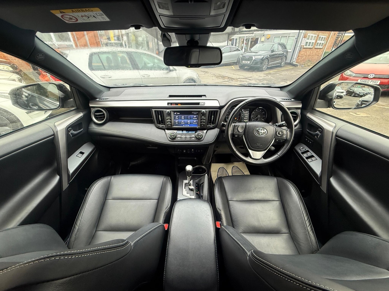 Used Toyota RAV4 2018 for sale - 77794437: Photo 15