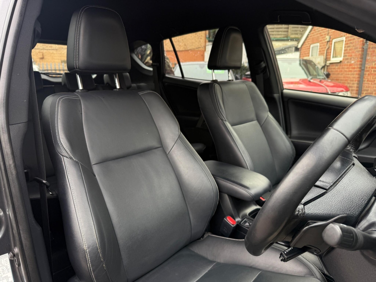 Used Toyota RAV4 2018 for sale - 77794437: Photo 21