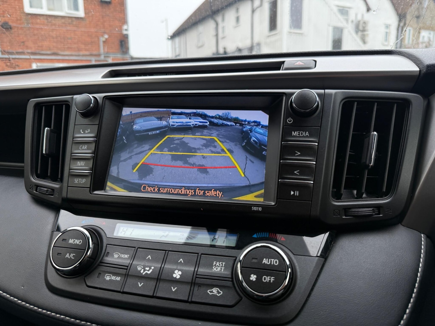 Used Toyota RAV4 2018 for sale - 77794437: Photo 41