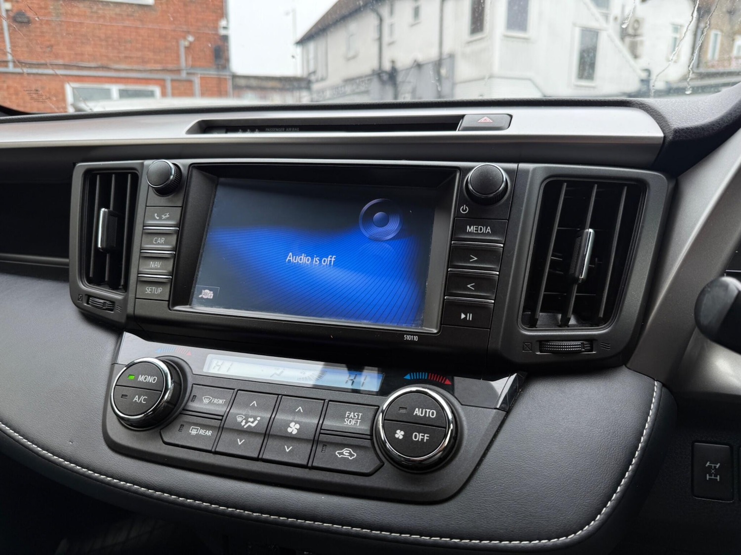 Used Toyota RAV4 2018 for sale - 77794437: Photo 42