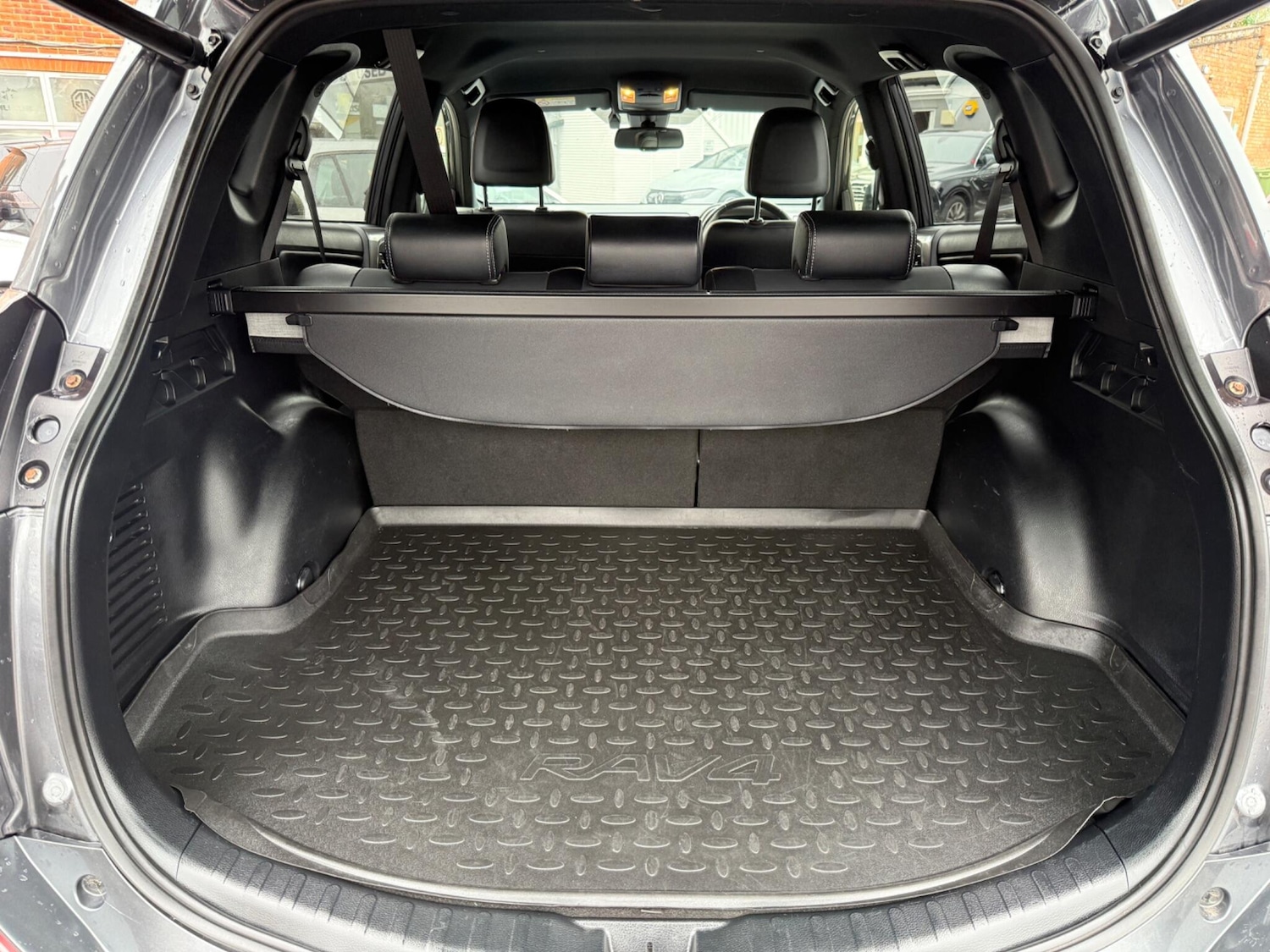 Used Toyota RAV4 2018 for sale - 77794437: Photo 43