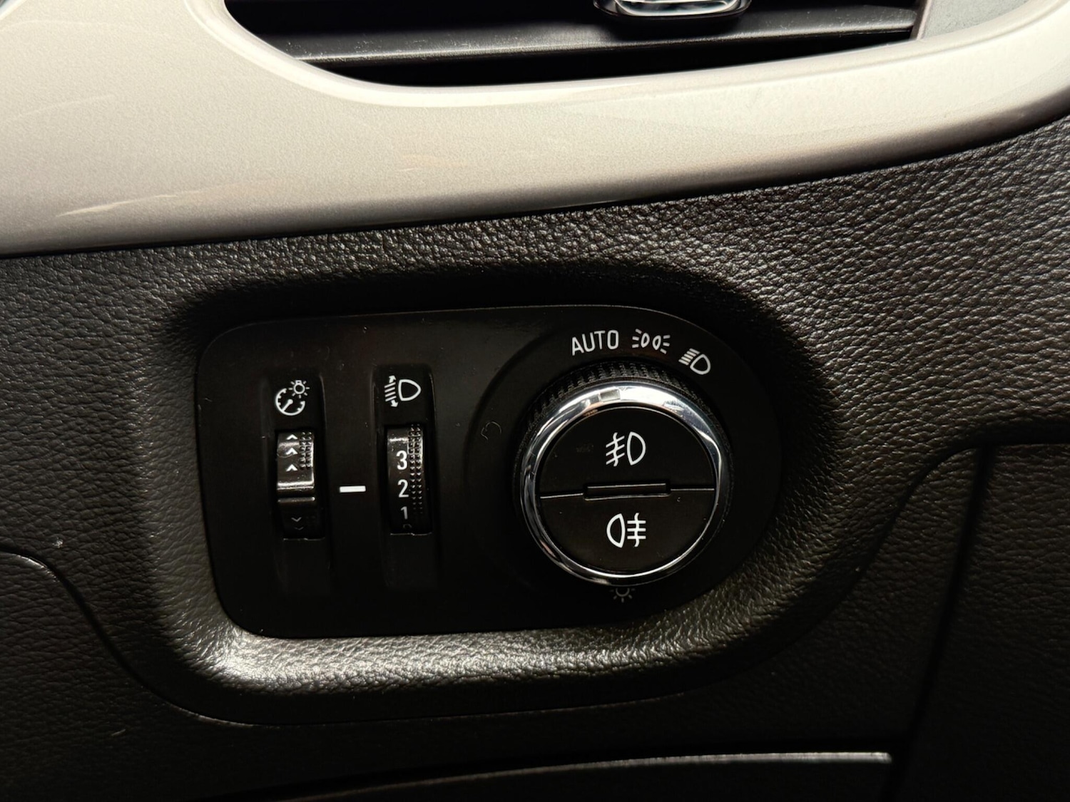 Used Vauxhall Astra 2021 for sale - 76246669: Photo 28