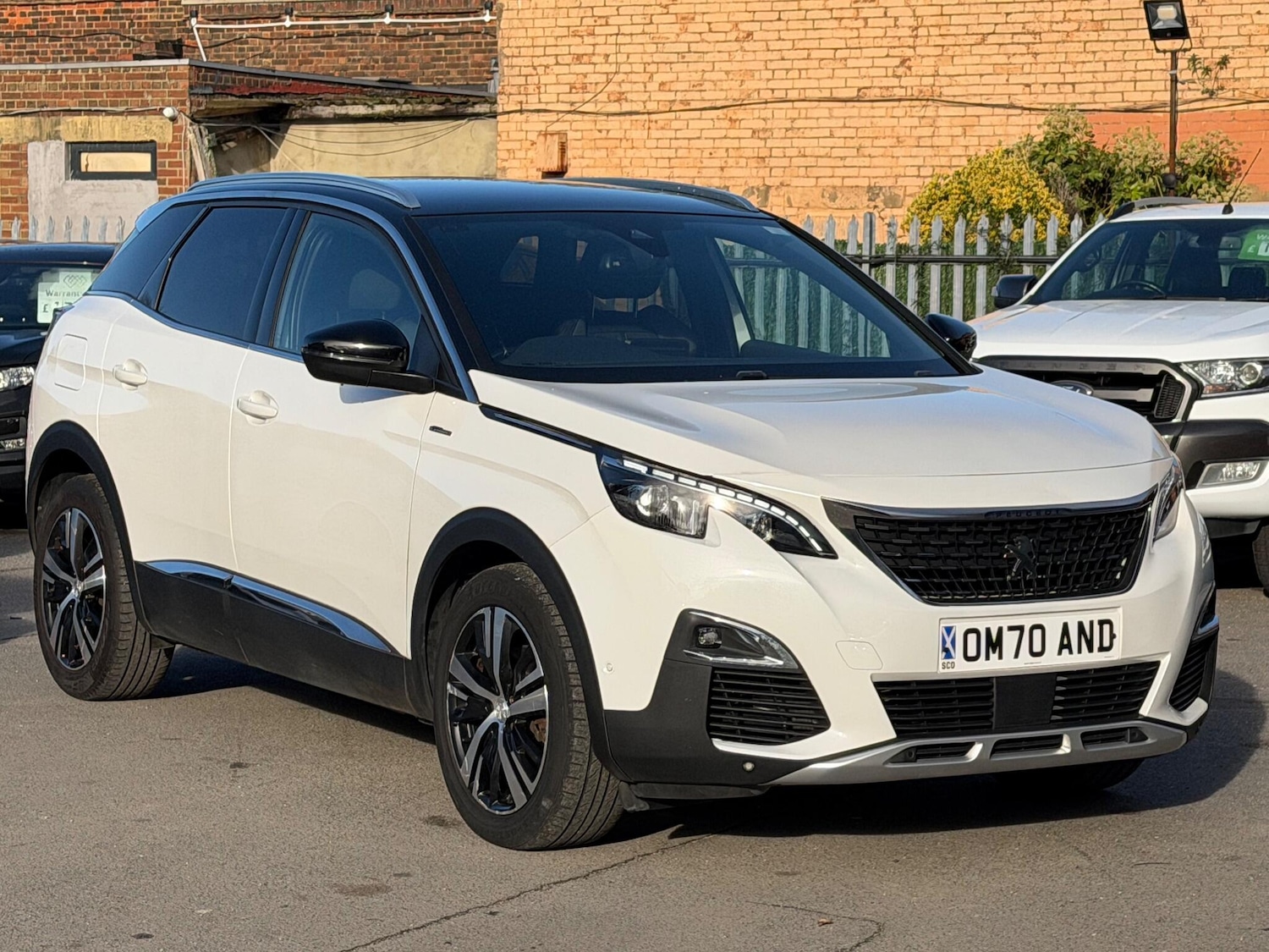 Used Peugeot 3008 2020 for sale - 76997119: Photo 2