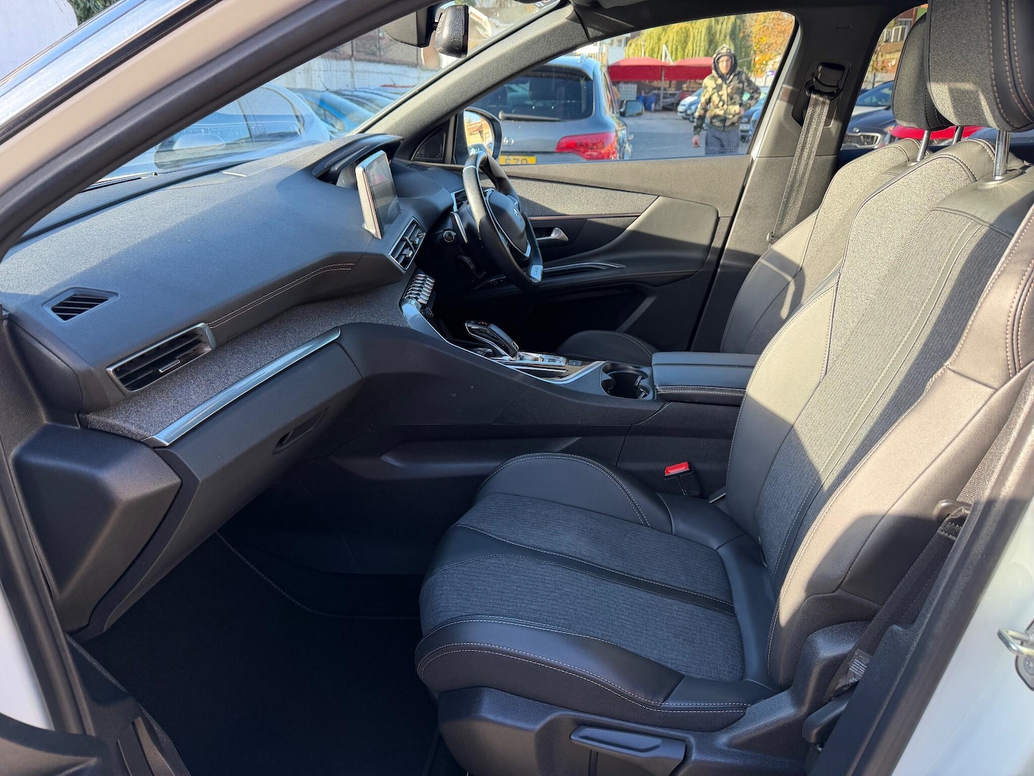 Used Peugeot 3008 2020 for sale - 76997119: Photo 42