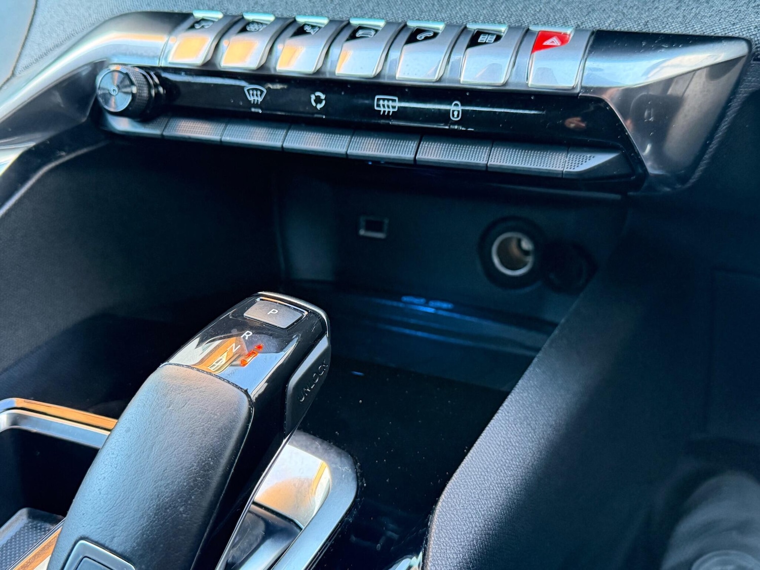 Used Peugeot 3008 2020 for sale - 76997119: Photo 45