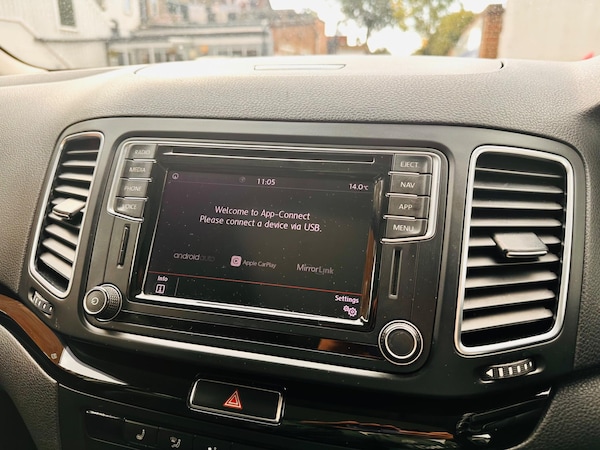 Used Volkswagen Sharan 2019 for sale - 76227589: Photo 41