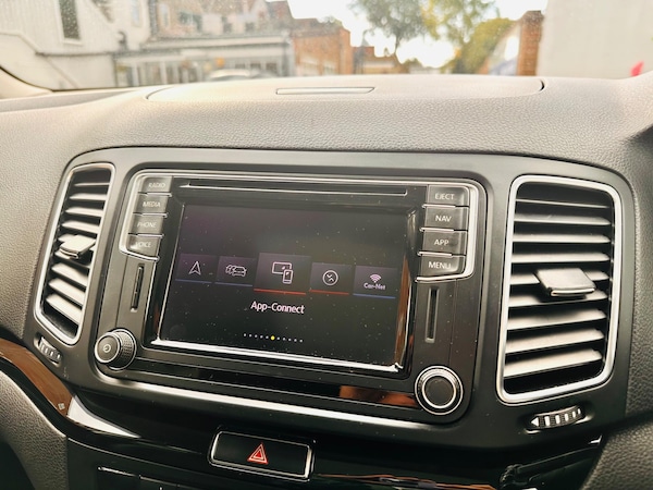 Used Volkswagen Sharan 2019 for sale - 76227589: Photo 42