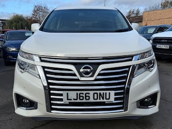 Used Nissan Elgrand 2016 for sale - 76527996: Photo