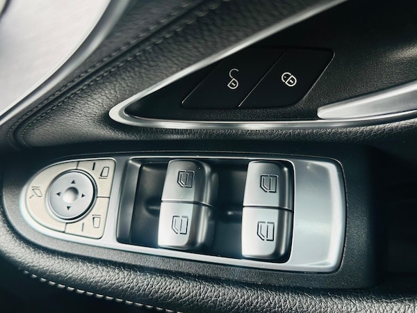 Used Mercedes-Benz C-Class 2018 for sale - 74837985: Photo 30