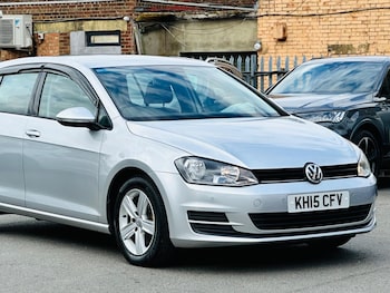 Used Volkswagen Golf 2015 for sale - 75719809: Photo