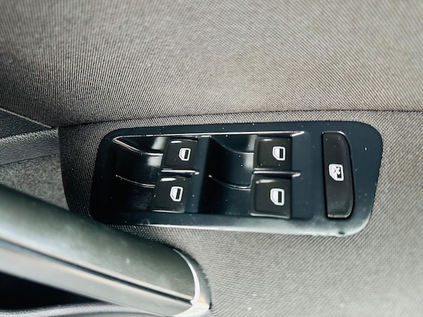 Used Volkswagen Golf 2025 for sale - 75719809: Photo 38