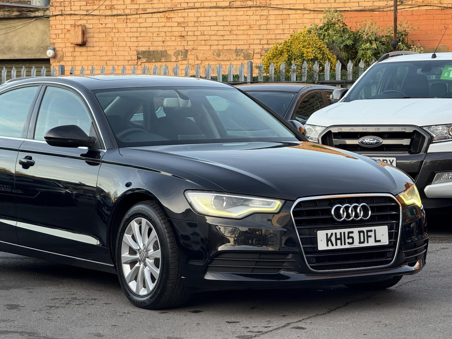 Used Audi A6 Saloon for sale - 76953252: Photo 2