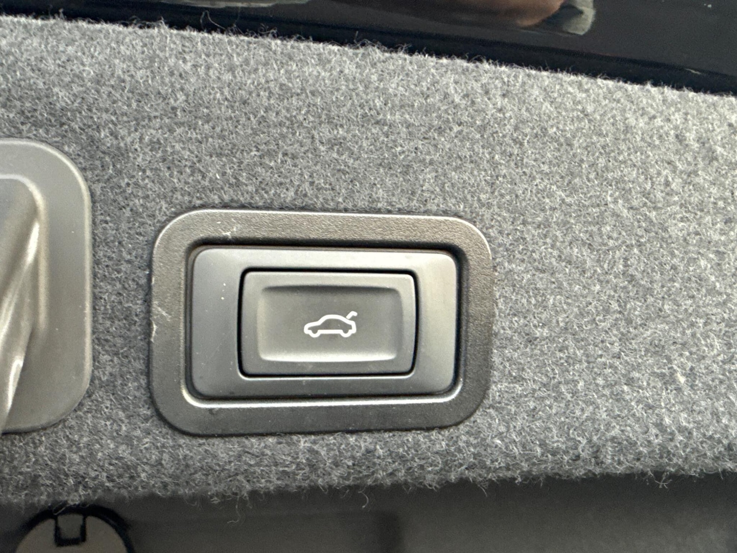 Used Audi A6 Saloon for sale - 76953252: Photo 32