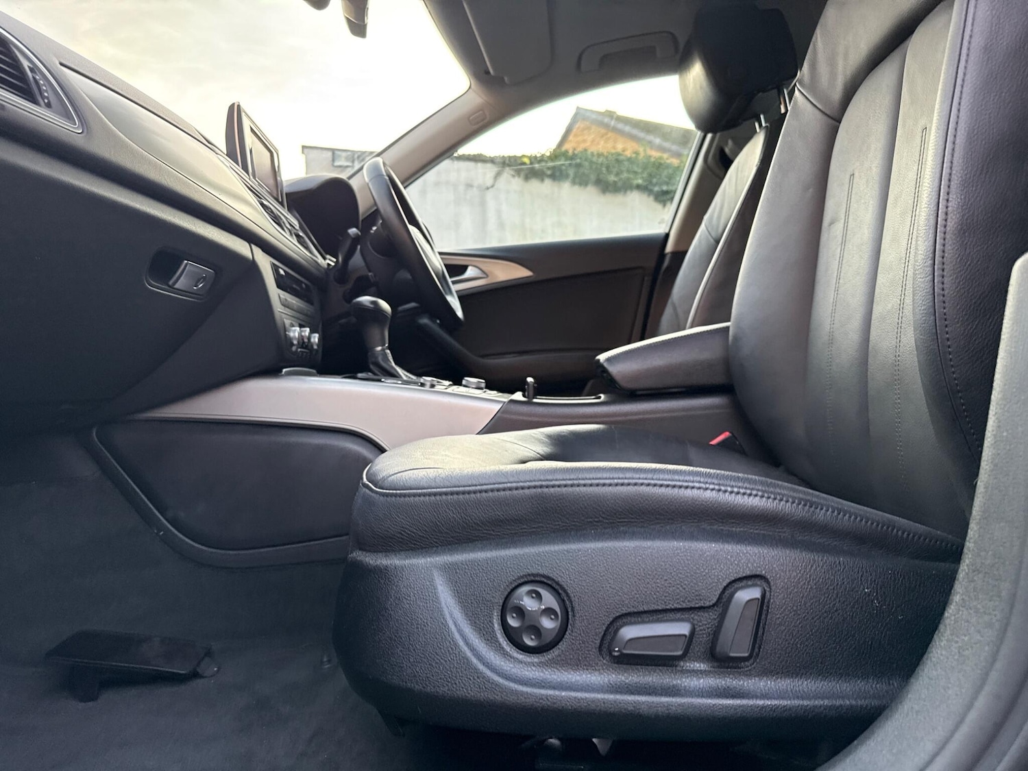 Used Audi A6 Saloon for sale - 76953252: Photo 49