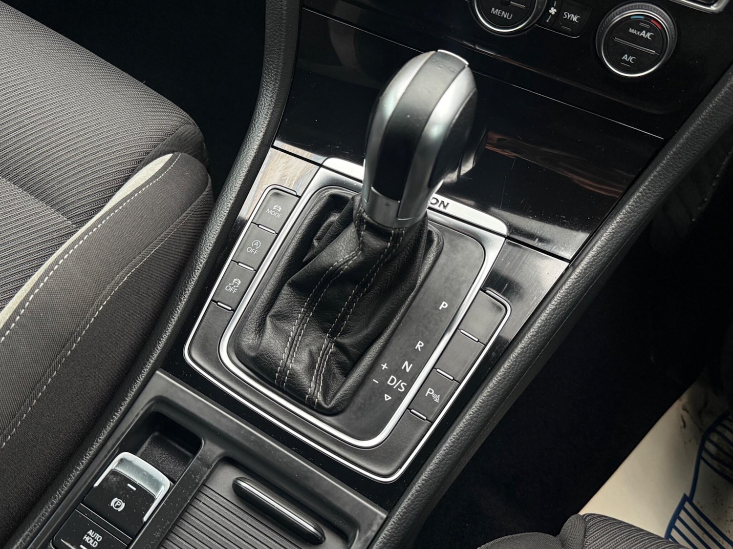 Used Volkswagen Golf 2017 for sale - 77142919: Photo 18