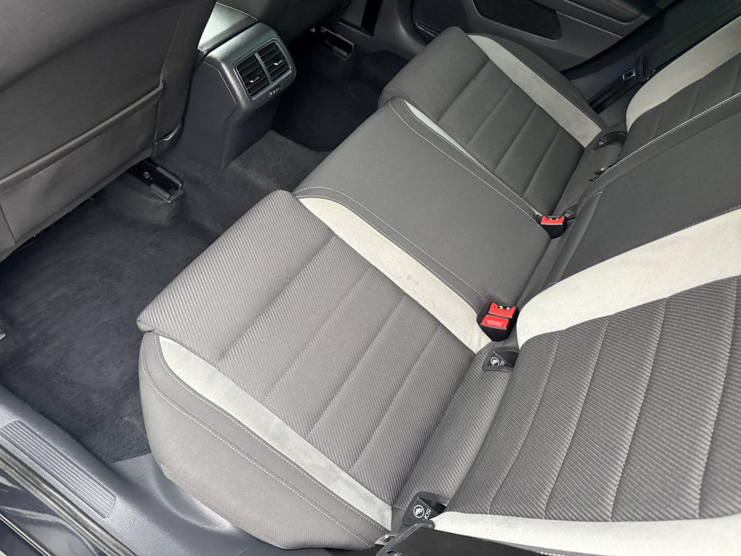 Used Volkswagen Golf 2017 for sale - 77142919: Photo 26