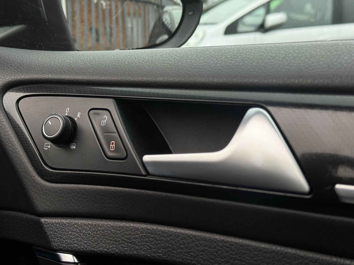 Used Volkswagen Golf 2017 for sale - 77142919: Photo 39