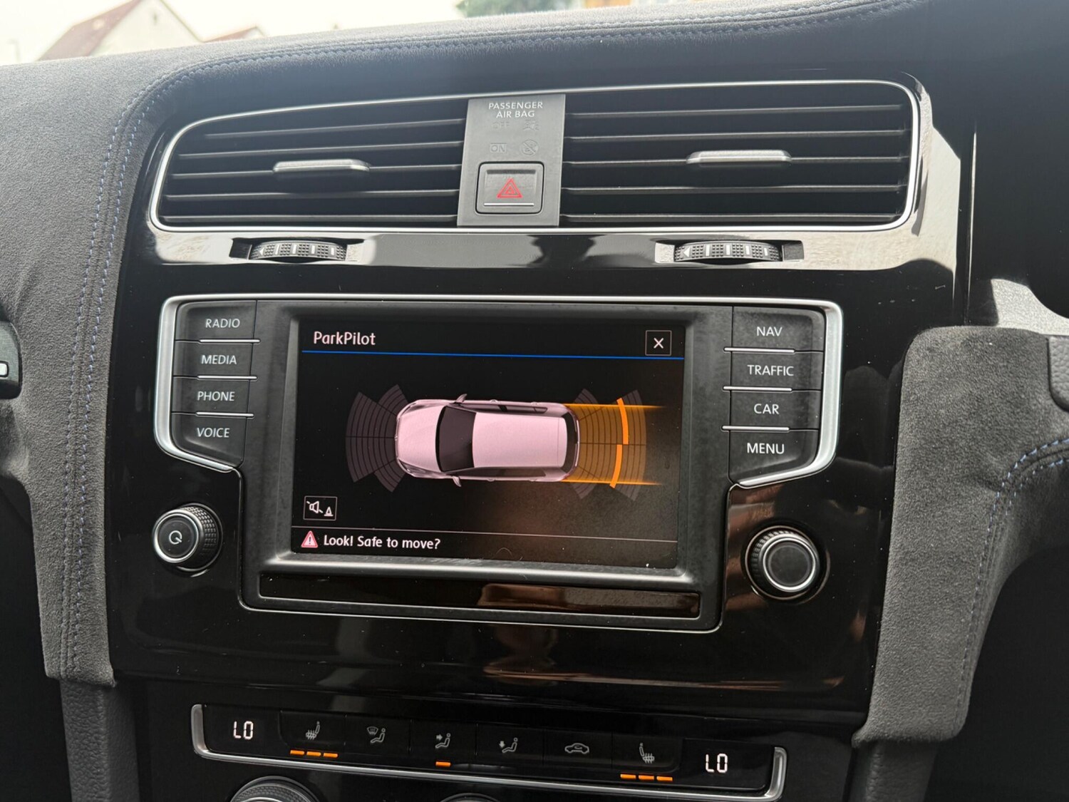 Used Volkswagen Golf 2017 for sale - 77142919: Photo 60