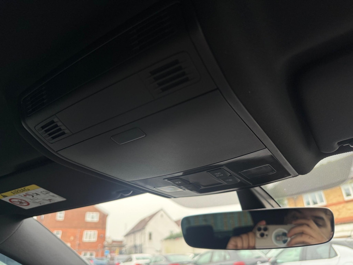 Used Volkswagen Golf 2017 for sale - 77142919: Photo 68