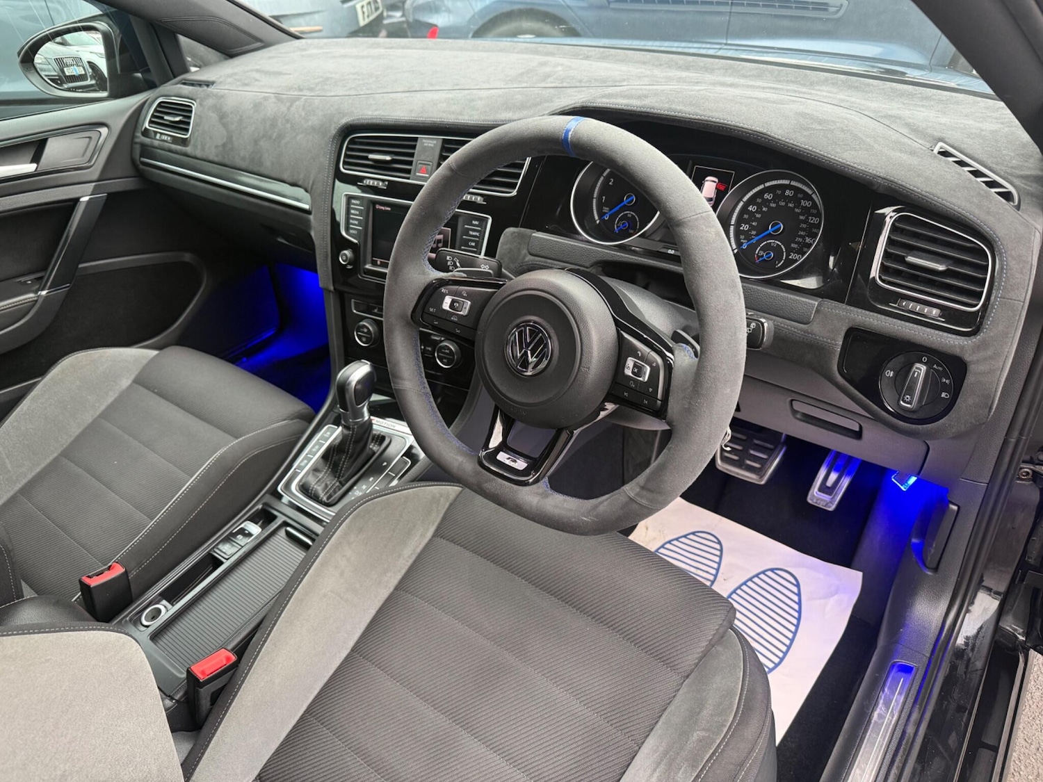 Used Volkswagen Golf 2017 for sale - 77142919: Photo 69